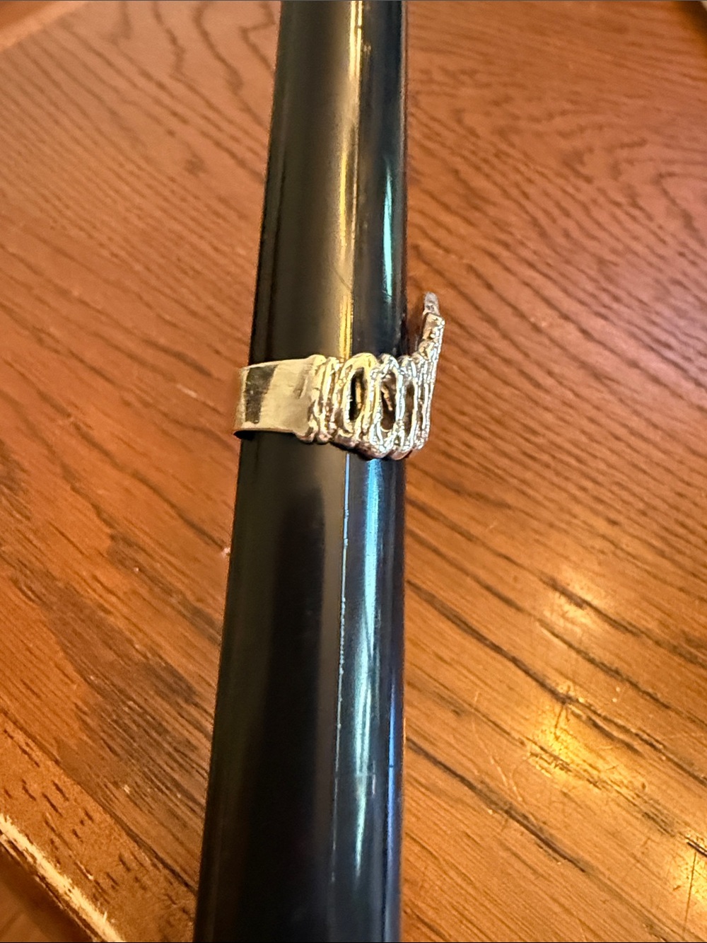 Source Unknown Silver Wave Openwork Ring - Picture 4 of 6